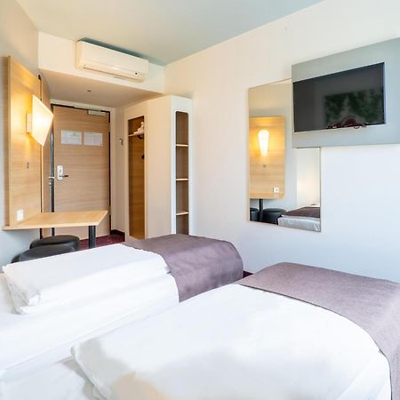 B&B Hotel Offenburg-City Bagian luar foto