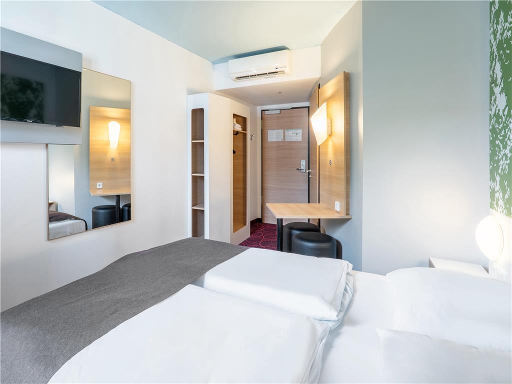 B&B Hotel Offenburg-City Ruang foto